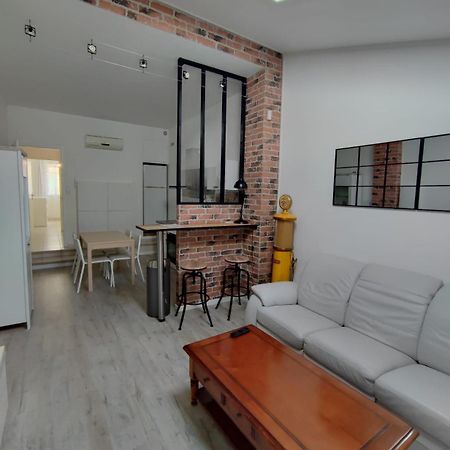 Appartement T2 48 M2 Independant Parking Public Gratuit A Proximite Béziers Kültér fotó